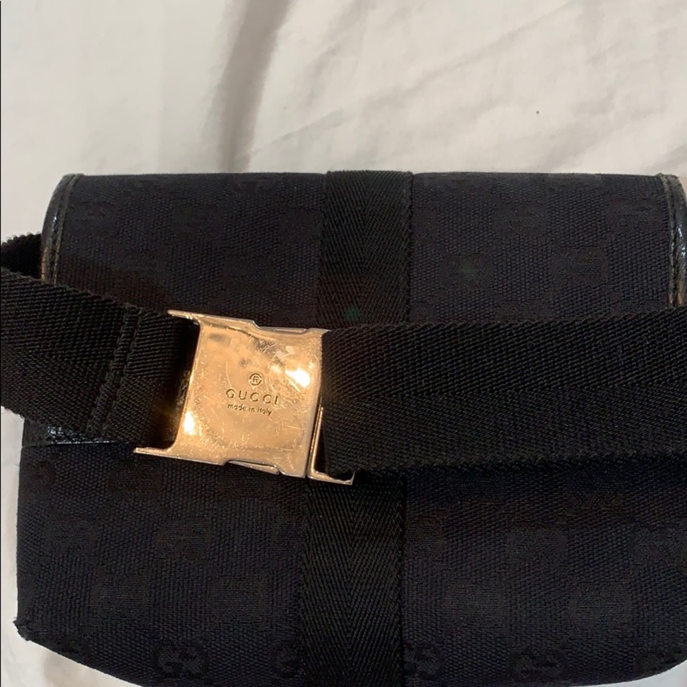 Vintage Gucci fanny pack - Picture 2 of 3